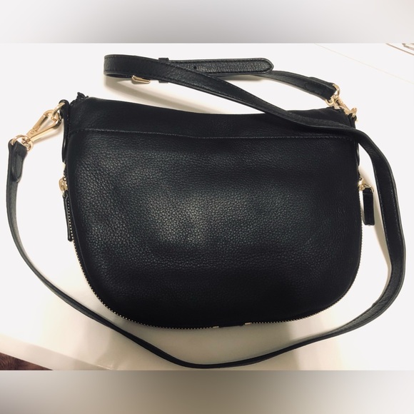 VINCE CAMUTO black leather crossbody purse. Only used ONCE! - Picture 7 of 16